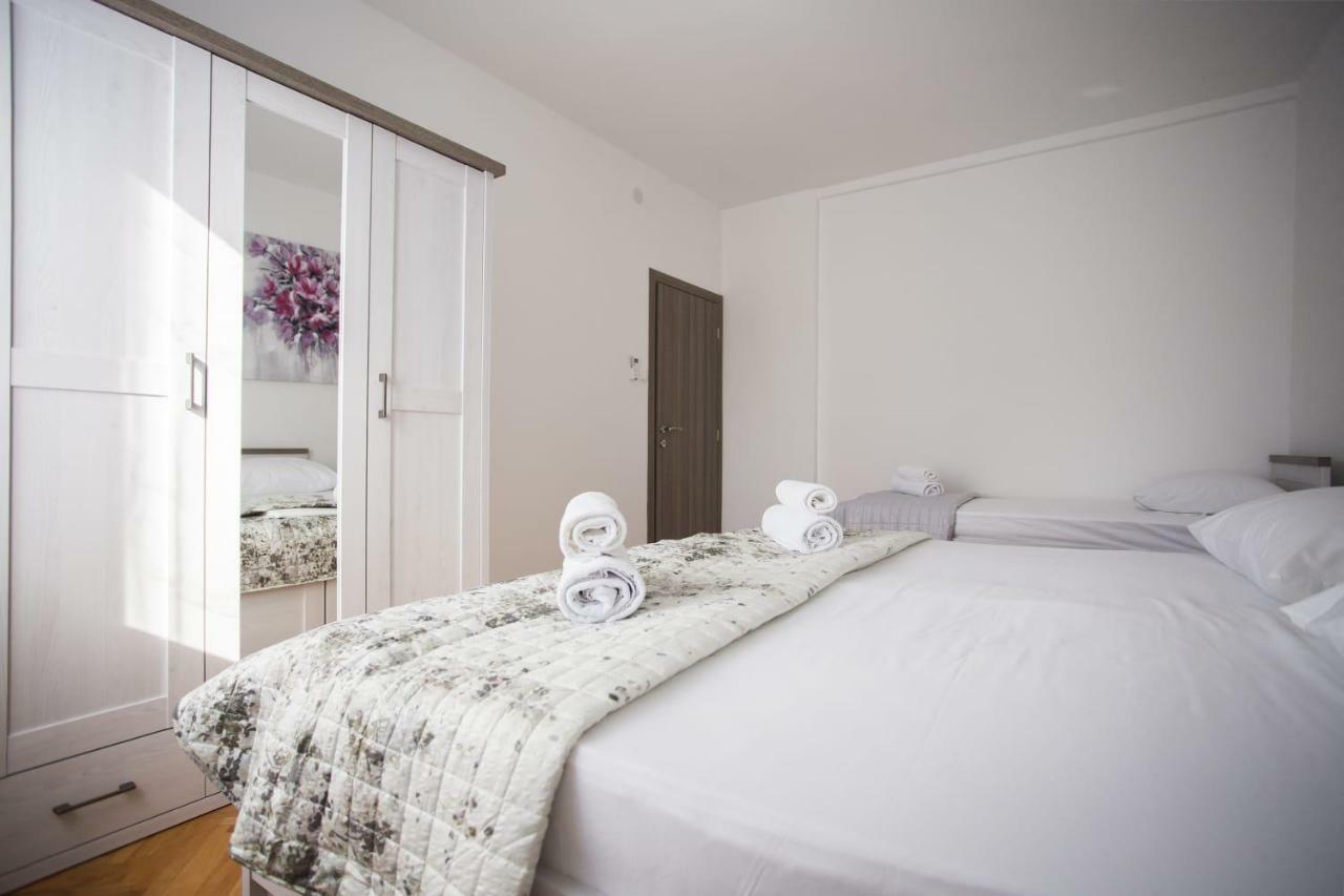 Apartman Leona Kaštela Exterior foto